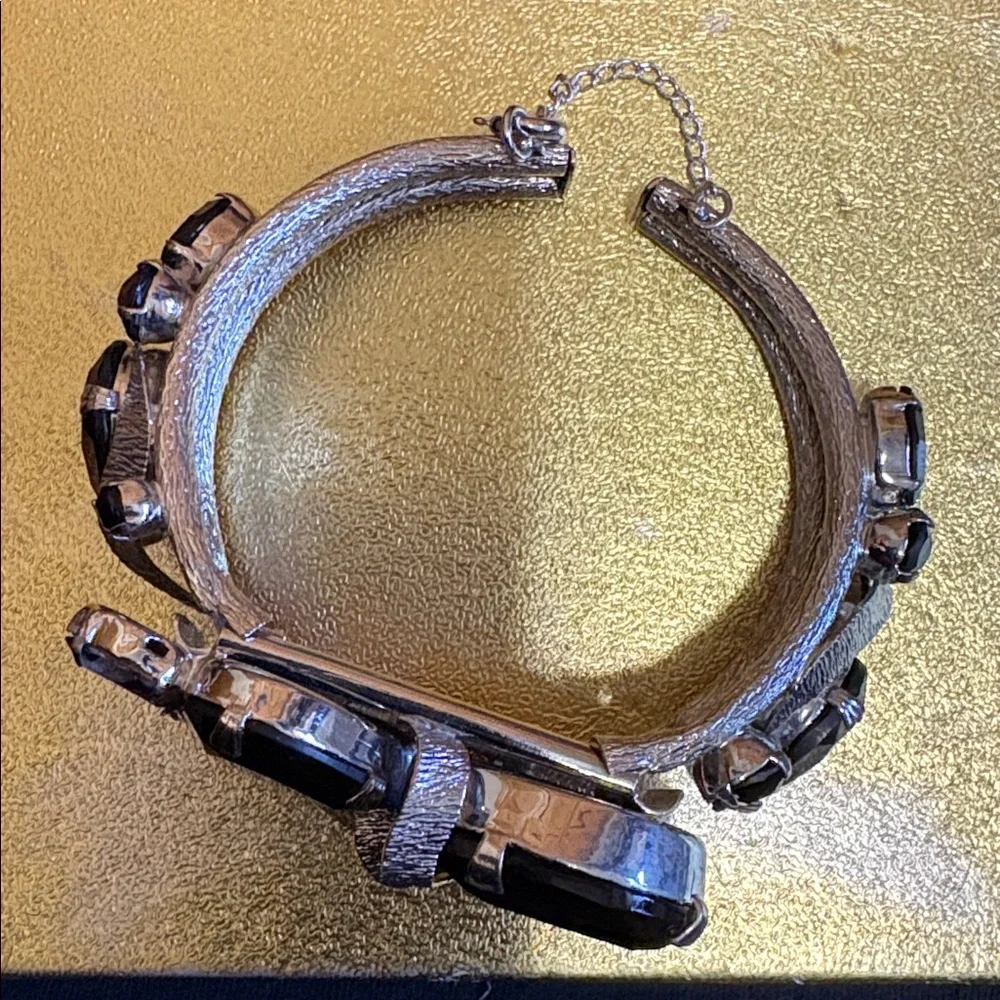 Women’s Vintage Black & Silver Rhinestone Bracelet and Clip Earring Jewelry Set - Picture 2 of 6